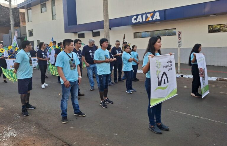 Missão Caiuá no Desfile Cívico de 7 de Setembro